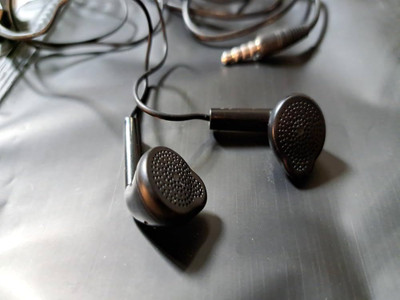 NEXWARP 3.5mm Jack Stereo Earphone with Richer Bass, S-a-m-s-u-n-g EHS61-5 Wired(Black, In the Ear)