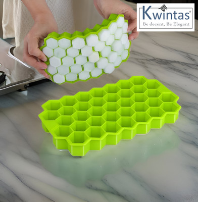KWINTAS Stackable Hexagon Ice Tray Green Plastic Ice Cube Tray(Pack of1)