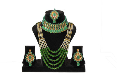 Nifty Mother of Pearl Gold-plated Green Jewellery Set(Pack of 1)