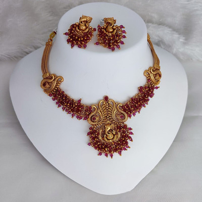 Yuzi Jewells Alloy Gold-plated Red Jewellery Set(Pack of 3)