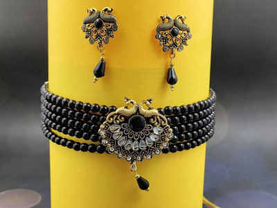 DENISHA Brass Gold-plated Black Jewellery Set(Pack of 1)
