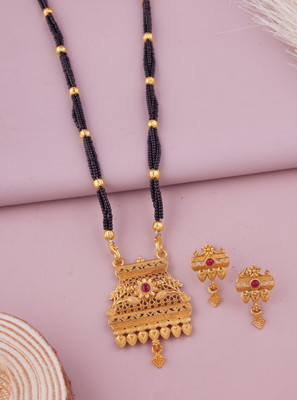 VEMISHTI Alloy Gold-plated Gold Jewellery Set(Pack of 1)
