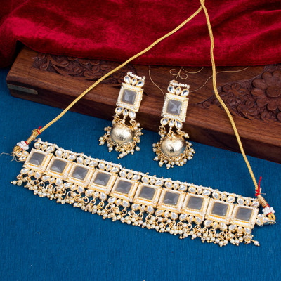 Shostopper by Sukkhi Zinc Gold-plated Grey Jewellery Set(Pack of 1)