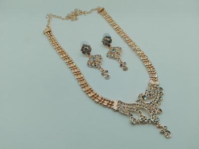 AK JEWEL STORES Alloy Gold-plated Gold Jewellery Set(Pack of 1)