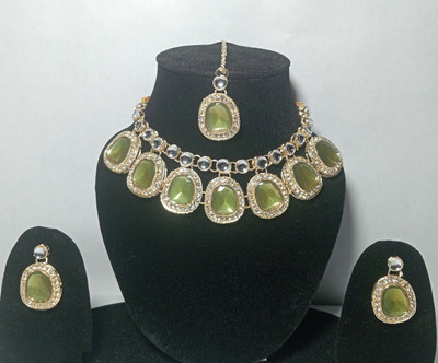 ALVI ENTERPRISES Brass Gold-plated Gold Jewellery Set(Pack of 1)