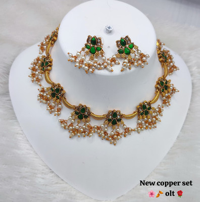 Gyaan Jewels Alloy Gold-plated Green Jewellery Set(Pack of 1)