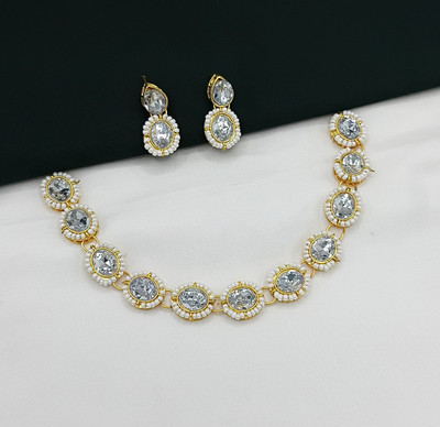 Yuzi Jewells Alloy Gold-plated White Jewellery Set(Pack of 3)