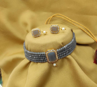 Chikku Crystal, Alloy Gold-plated Grey Jewellery Set(Pack of 1)