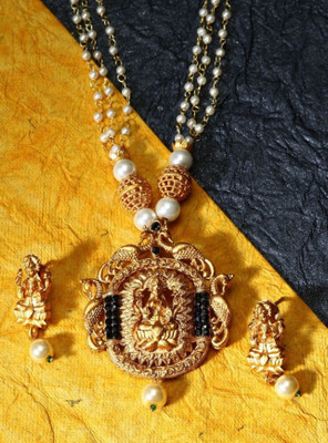 JEWELS GURU Alloy Gold-plated Black Jewellery Set(Pack of 1)