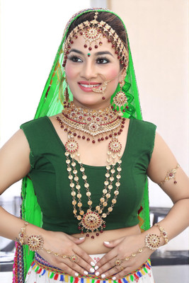 SS IMITATION JEWELLERY Alloy Gold-plated Maroon Jewellery Set(Pack of 7)