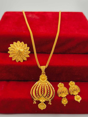 DENISHA Brass Gold-plated Gold Jewellery Set(Pack of 3)