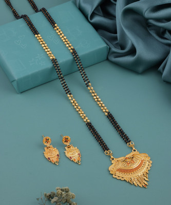 VEMISHTI Alloy Gold-plated Gold Jewellery Set(Pack of 1)