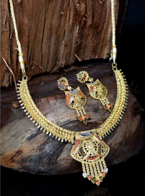 CHARMING JEWELS Alloy Gold-plated Gold Jewellery Set(Pack of 1)