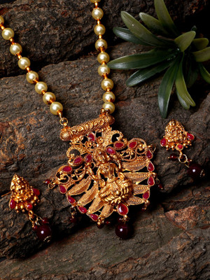 JEWELS GURU Alloy Gold-plated Maroon Jewellery Set(Pack of 1)