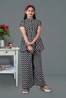 pj fashion Girls Festive & Party Kurta and Palazzo Set(Black Pack of 1)