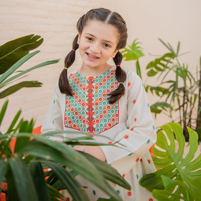 Pravi Garments Girls Embroidered A-line Kurta(White)