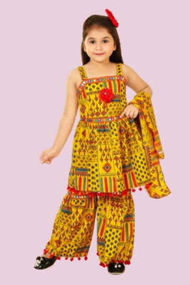 ayanfashion Girls Above Knee Festive/Wedding Dress(Yellow, Sleeveless)