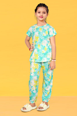 Anika Kids Nightwear Girls Printed Cotton(Multicolor Pack of 1)