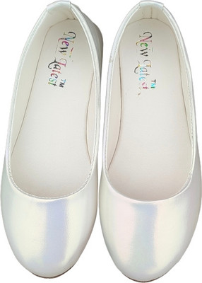 NEWLATESTGOODLOOKING & PERFECTFEELING WITH DEVICE Girls Slip on Ballerinas(White, 8-8.5 year)