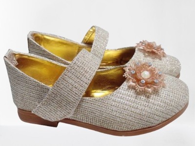 New latest Girls Velcro Ballerinas(Gold, 2.5-3yr)