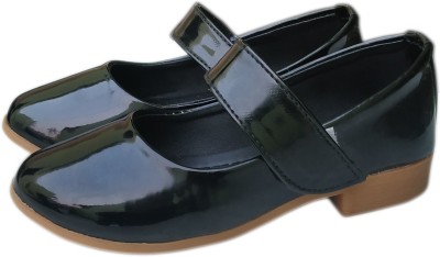 New latest Girls Velcro Ballerinas(Black, 8-8.5yr)