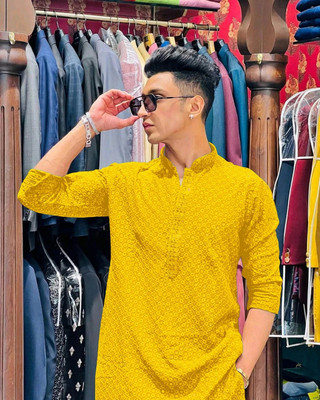 CHIRASVI Men Embroidered Straight Kurta(Yellow)