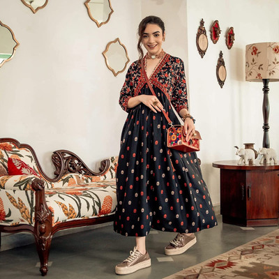 Jay Shree Shyam Export Women Printed Anarkali Kurta(Black, Beige, Red)