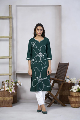 tckty Women Embroidered Straight Kurta(Green)