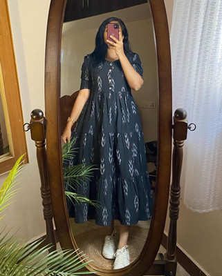 AmanClothing Women Gathered Black Midi/Calf Length Dress