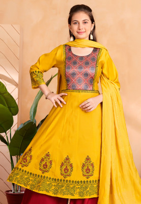 Sangria Girls Abstract A-line Kurta(Yellow)