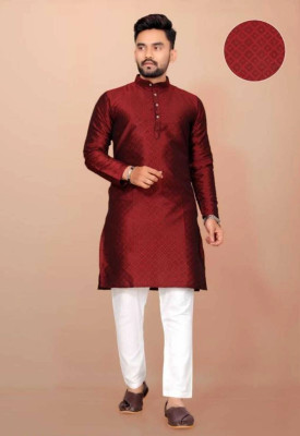 Krudha Fashion Men Self Design Straight Kurta(Maroon)