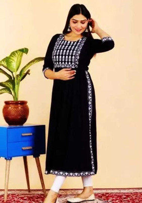 SORTHIYA GROUP Women Embroidered Trail Cut Kurta(Black)