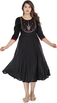 GULJAR FASHION Women Embroidered A-line Kurta(Black)