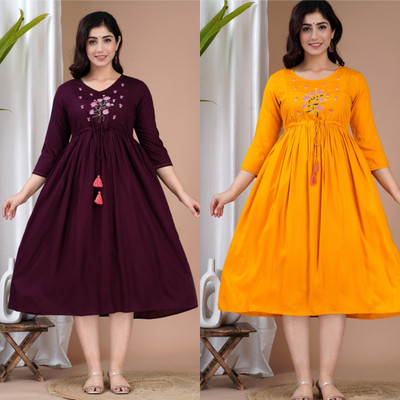 simran Women Embroidered Anarkali Kurta(Maroon)