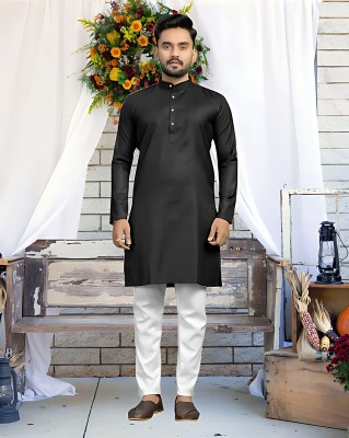 devarsh Men Solid Straight Kurta(Black)