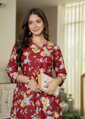 KKOUTFITS Women Floral Print Straight Kurta(Maroon)