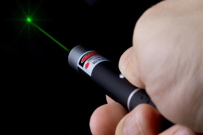 ENMORA Laser Pointer Pen Beam Light Presentation Pointer CXD25(650 nm, Green)