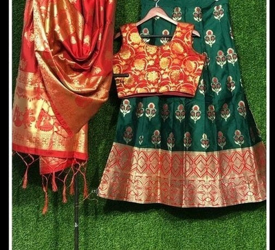 GRANTH MANIAFAB Self Design Semi Stitched Lehenga Choli(Light Green)