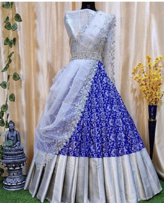 HOUSE OF COMMON Self Design Semi Stitched Lehenga Choli(Blue)