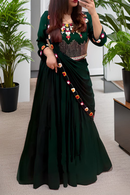 MADHUR HAND WORK ART Embroidered Semi Stitched Lehenga & Crop Top(Green)