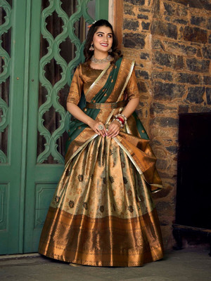 KASHTBHANJAN ETHNICWEAR Self Design Semi Stitched Lehenga Choli(Green)
