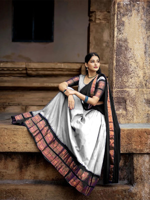 HOUSE OF COMMON Embroidered Semi Stitched Lehenga Choli(Multicolor)