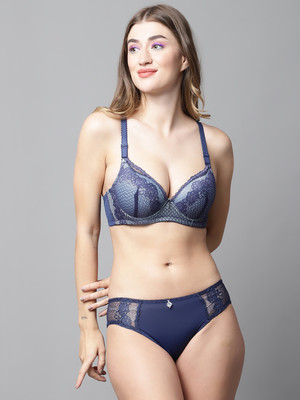 Quttos Lingerie Set