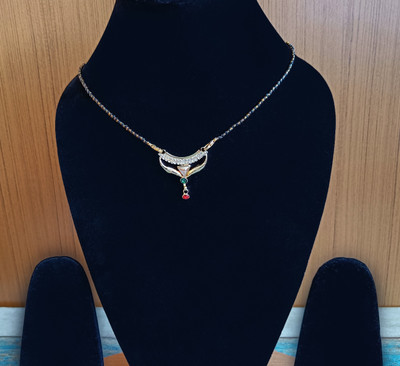 RosaStella Gold Plated Black Beaded Chain Pendant Traditional Mangalsutra for Women Alloy Mangalsutra