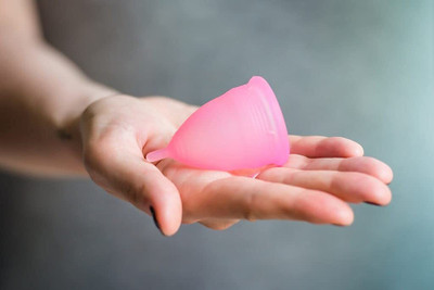 MALLADE Medium Reusable Menstrual Cup(Pack of 1)