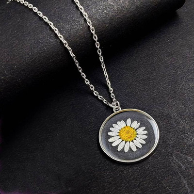Inori Charm White Daisy Flower Pendant for Women and Girls, Daily Wear Pendant Silver Stainless Steel Pendant