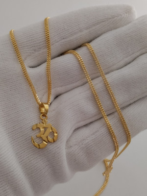 MoonoreJewells Gold-plated Alloy Pendant