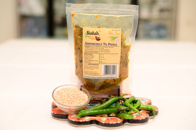 Siaksh Special Fresh Homemade Stuffed Green Chilli Pickle/hari mirchi ka Achar Green Chilli Pickle(250 g)