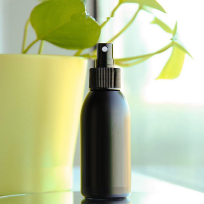 AMOSFIA ALL SKIN TYPE MAKEUP SETTING VITAMIN E EXTRACT SPRAY PACK OF 1 Primer  - 100 ml(Transparent)