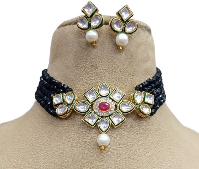 GEODE DELIGHT Alloy Gold-plated Black Jewellery Set(Pack of 1)